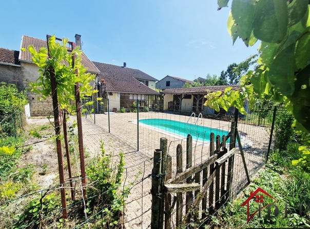 Saponcourt, Bourgogne-Franche-Comté 70210