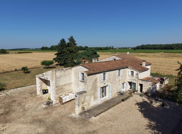 Cozes, Poitou-Charentes 17120