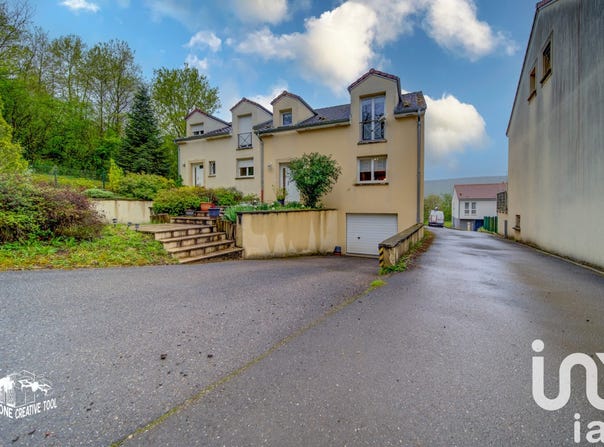 Corny-sur-Moselle, Grand Est 57680
