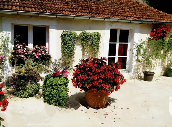 Bourbonne-les-Bains, Grand Est 52400