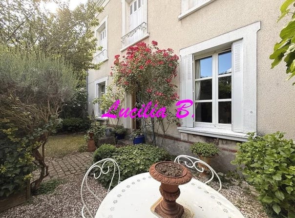 Tours, Indre-et-Loire 37000