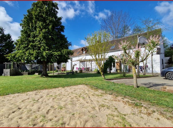 Mézeray, Pays de la Loire 72270
