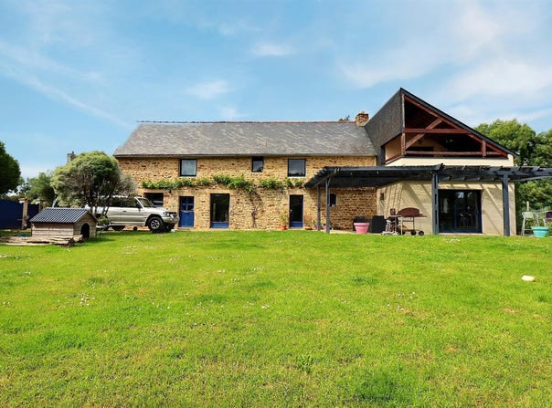 Locoal-Mendon, Brittany 56550