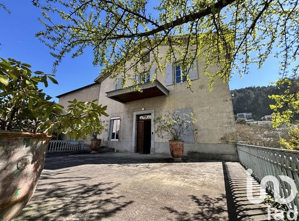 Vals-les-Bains, Auvergne-Rhône-Alpes 07600
