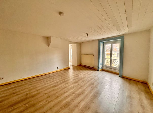 LONS-LE-SAUNIER, Bourgogne-Franche-Comté 39000