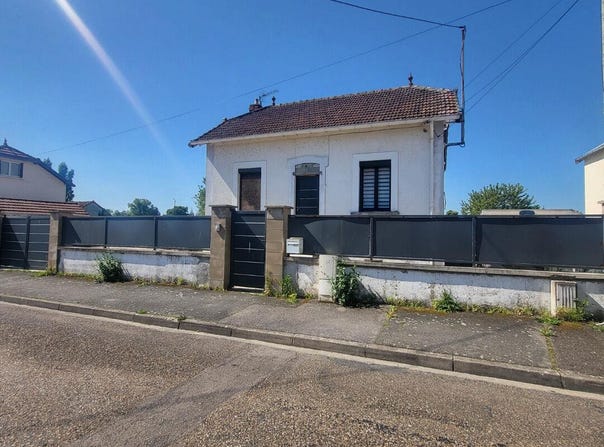 Paray-le-Monial, Burgundy 71600