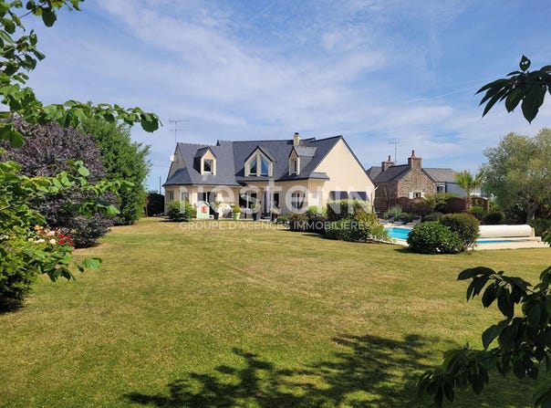 Saint-Quay-Portrieux, Brittany 22410