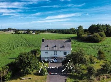Plouvara, Bretagne 22170