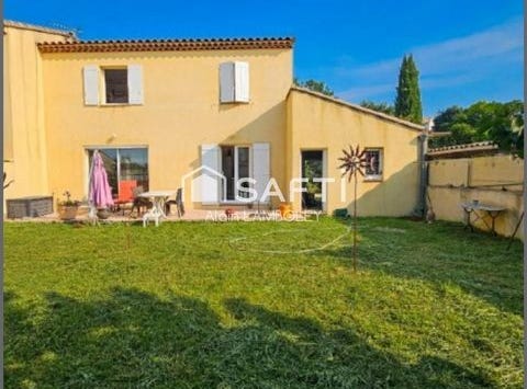 Pertuis, Provence-Alpes-Côte d'Azur 84120