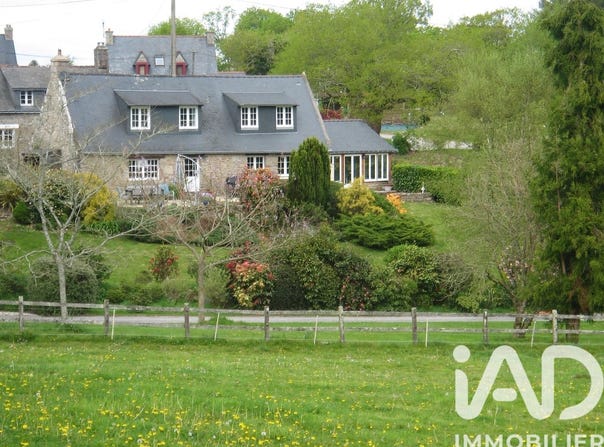 Le Faouët, Brittany 56320