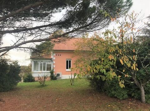 Monflanquin, Lot-Et-Garonne