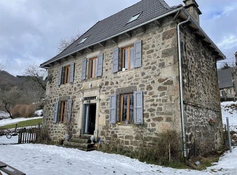 THIEZAC, Auvergne 15800