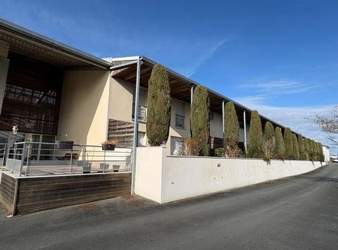 Saintes, Poitou-Charentes 17100