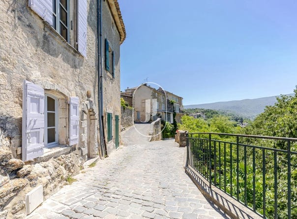 Ménerbes, Provence-Alpes-Côte-d'Azur 84560
