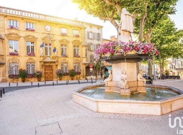 SALON-DE-PROVENCE, Provence-Alpes-Côte d'Azur 13300