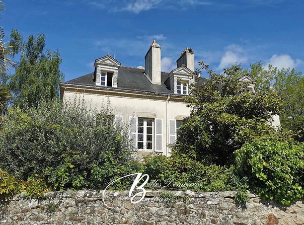 Auray, Brittany 56400