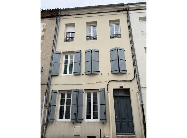 Agen, Aquitaine 47000
