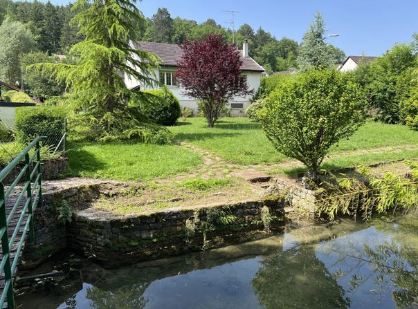 Savigny-lès-Beaune, Côte-d'Or 21420