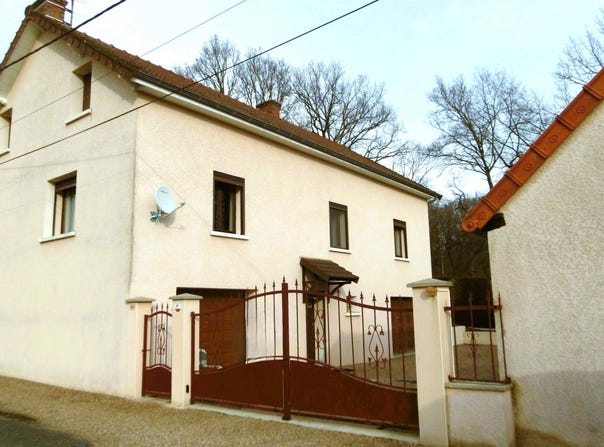 Cronat, Burgundy 71140