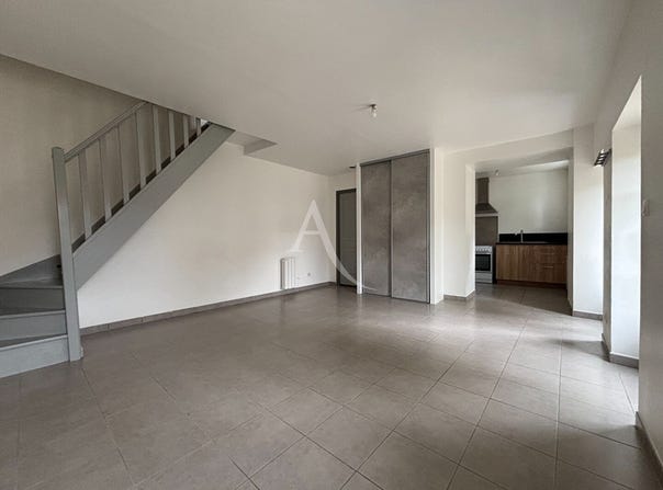 LAVAL, Pays de la Loire 53000