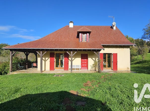 Saint Etienne De Maurs, Auvergne-Rhône-Alpes 15600