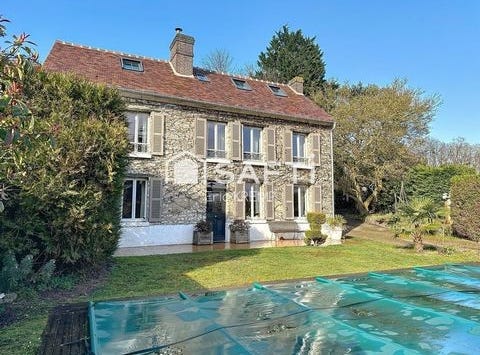 Apremont, Picardie 60300
