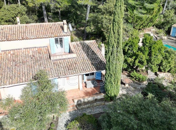 Sillans-la-Cascade, Provence-Alpes-Côte-d'Azur 83690