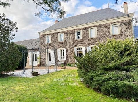 ETRICHE, Pays de la Loire 49330