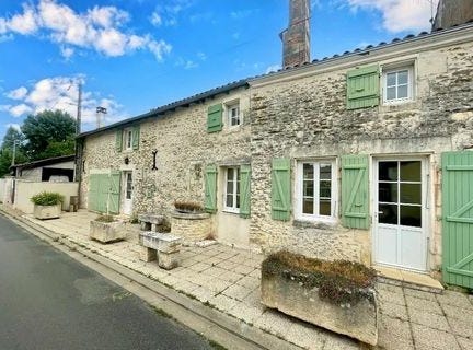LUSSANT, Poitou-Charentes 17430