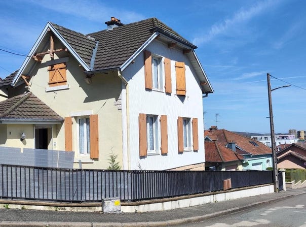 Belfort, Franche-Comté 90000