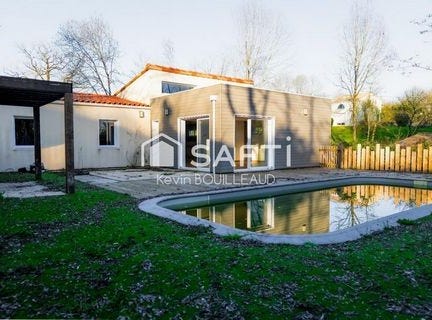 Exireuil, Poitou-Charentes 79400