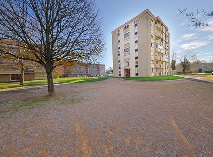 MACON, Bourgogne 71000