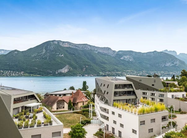 Annecy, Auvergne-Rhône-Alpes 74000