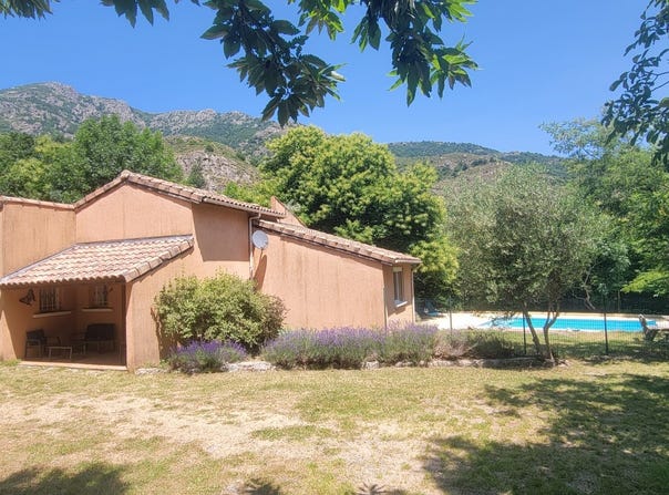 Mayres, Auvergne-Rhône-Alpes 07330