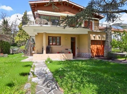 VEYNES, Provence-Alpes-Côte d'Azur 05400