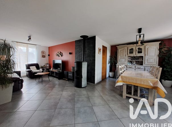 Douvrin, Hauts-de-France 62138