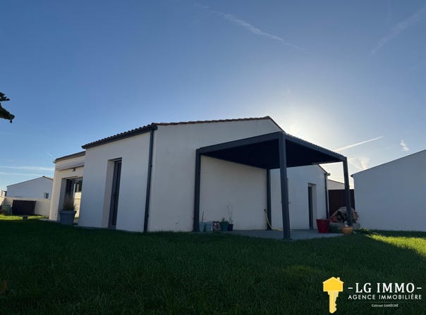 Semussac, Poitou-Charentes 17120