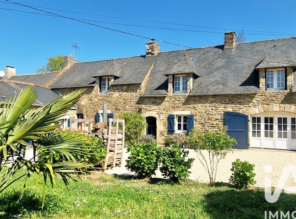 Sarzeau, Brittany 56370