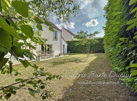 LA CHAPELLE ST MESMIN, Centre 45380