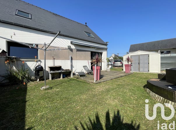 Plouhinec, Brittany 56680