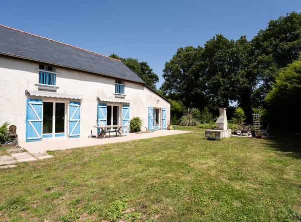 MAURON, Brittany 56430