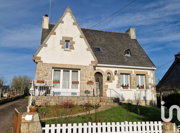Hémonstoir, Brittany 22600