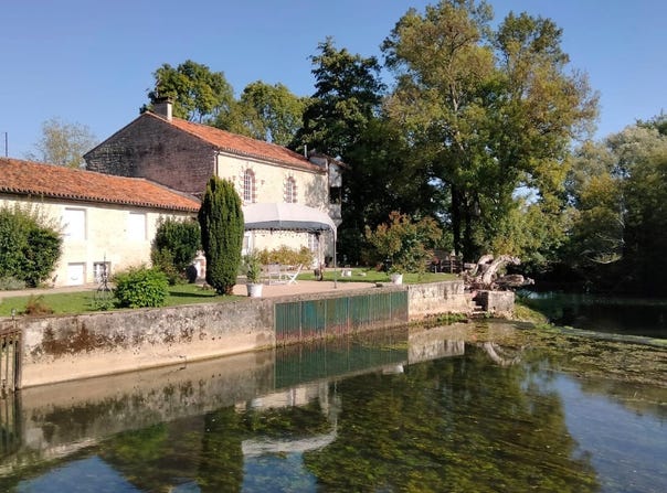 Luxé, Poitou-Charentes 16230