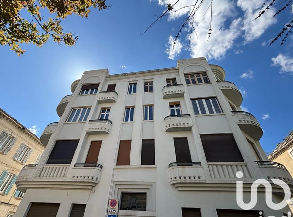 Avignon, Provence-Alpes-Côte d'Azur 84000