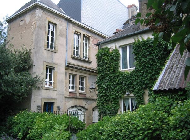 Autun, Burgundy 71400