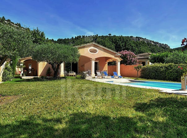 Chusclan, Occitanie 30200