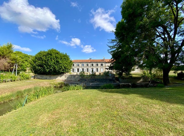 MIRAMBEAU, Nouvelle-Aquitaine 17150