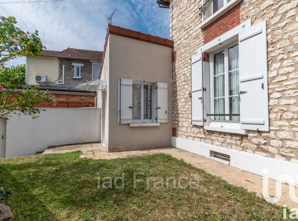 Mantes-la-Jolie, Île-de-France 78200