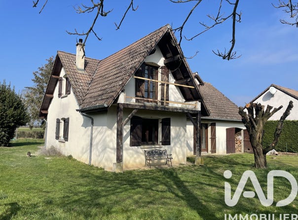 Laives, Bourgogne-Franche-Comté 71240