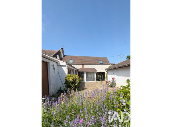 Chevrières, Hauts-de-France 60710